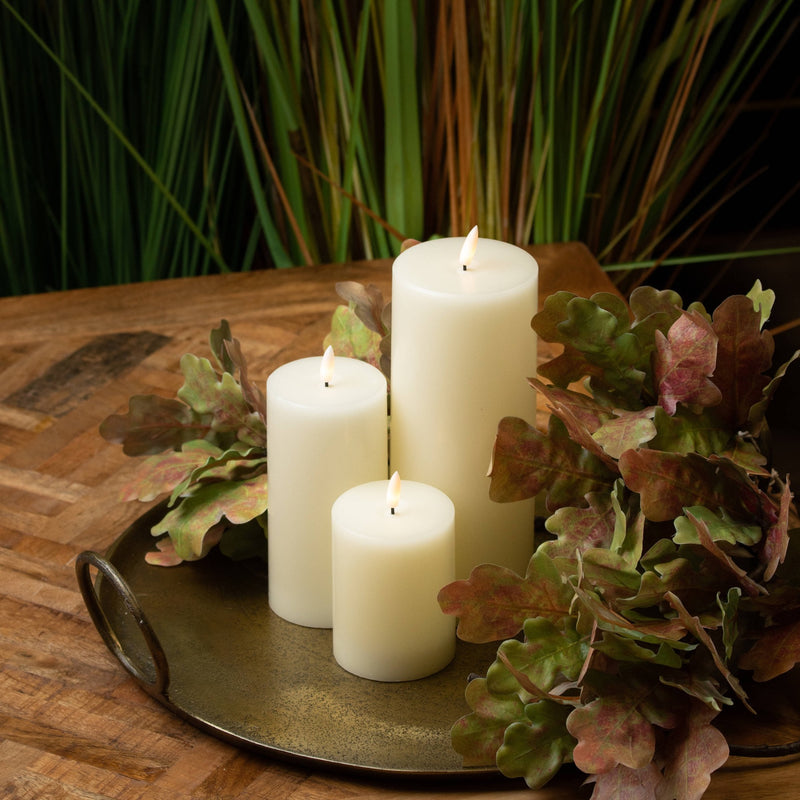 Luxe Collection Natural Glow 3.5 x 9 LED Cream Candle